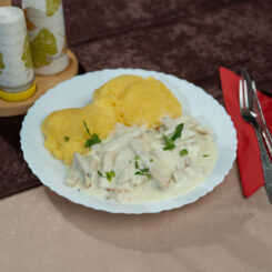 Meniu nr. 8 - Pui cu smantana